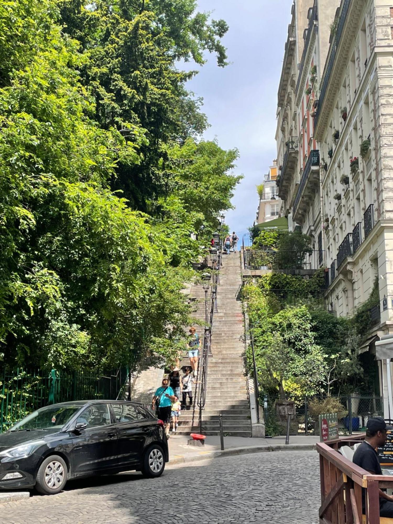 Apartamento Au Bas De Montmartre ! París Exterior foto